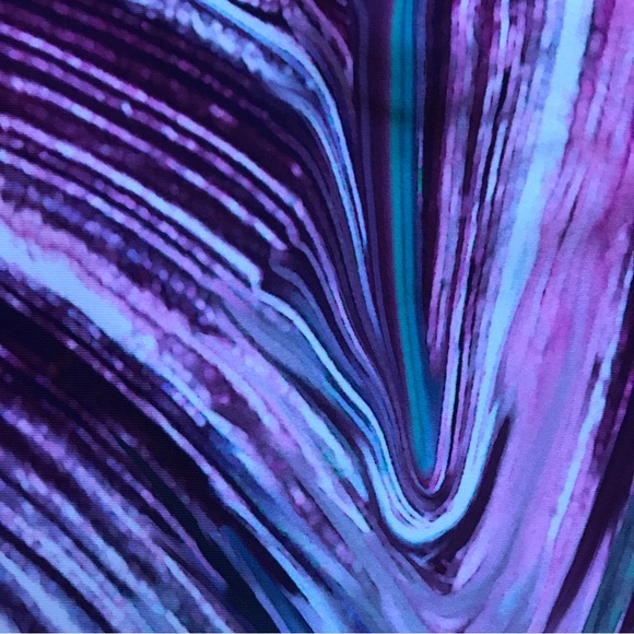 Gymshark Strada Earth Purple Teal Marbled 7/8 Leggings, NWT, L - Picture 4 of 15